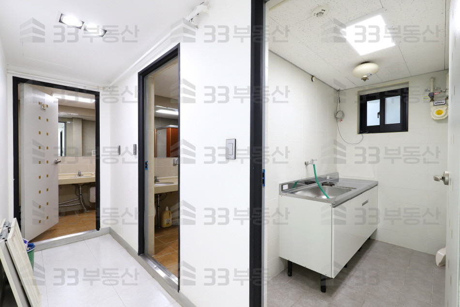 서울 강남구 삼성동 삼성중앙역 도보 5분이내 , 깔끔한 인테리어 사무실 ! 월세 매물번호 10020 사진 10