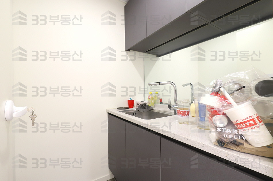 서울 강남구 논현동 언주역 ,신논현역 더블역세권! 월세 매물번호 10006 사진 11