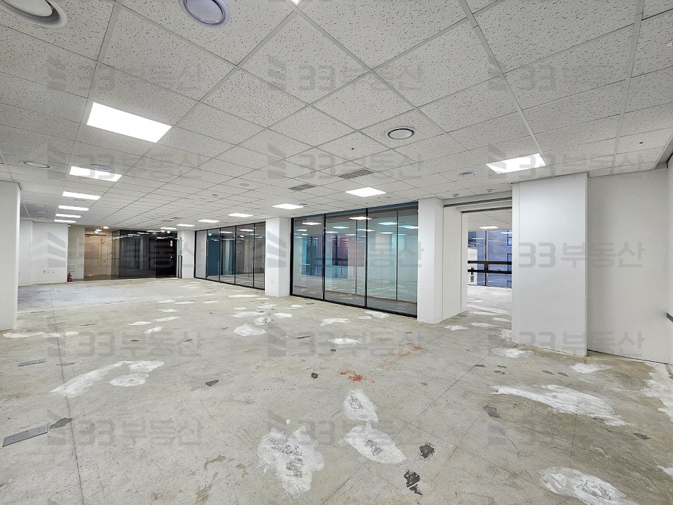 서울 강남구 삼성동 더블역세권 포스코사거리, 신축, 모던한 내부 사무실 ! 월세 매물번호 10019 사진 4