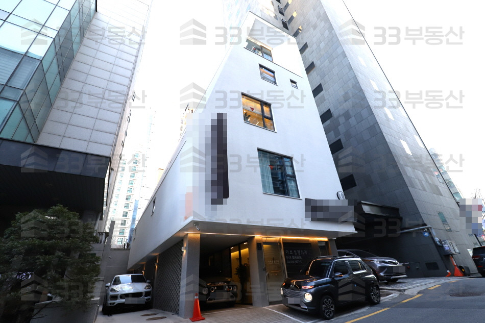 서울 강남구 논현동 신논현역 도보 3분. 무권리 상가 사무실 ! 월세 매물번호 10201 사진 5