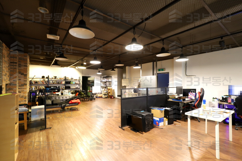 서울 강남구 역삼동 썬큰구조, 스튜디오 및 다용도 임대 가능한 중소형 사무실! 월세 매물번호 10132 사진 1