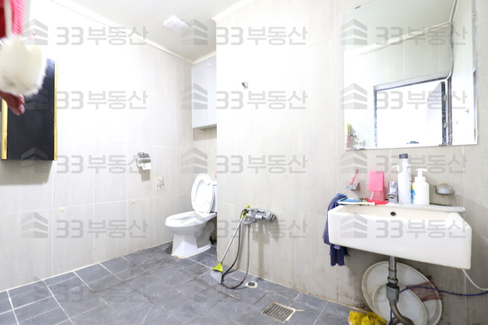 서울 강남구 역삼동 썬큰구조, 스튜디오 및 다용도 임대 가능한 중소형 사무실! 월세 매물번호 10132 사진 3