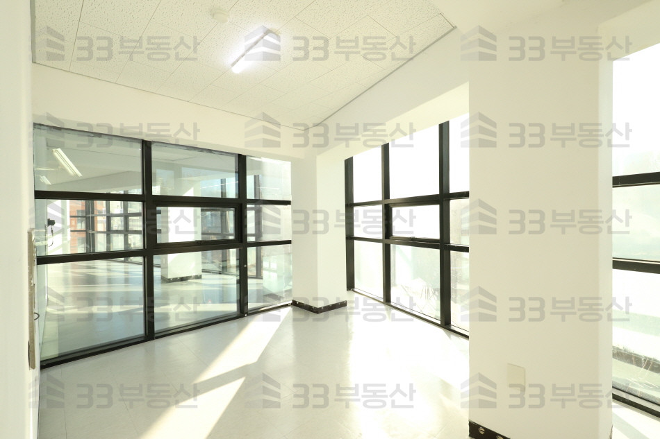 서울 강남구 삼성동 선릉역 도보 이용可 / 전용 50P 중소형사무실 ! 월세 매물번호 10051 사진 6