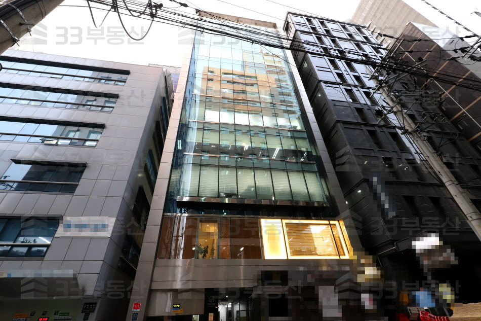 서울 강남구 역삼동 역삼역 도보 1분 ! 단독출입구, 無권리 상가 ! 월세 매물번호 10030 사진 1