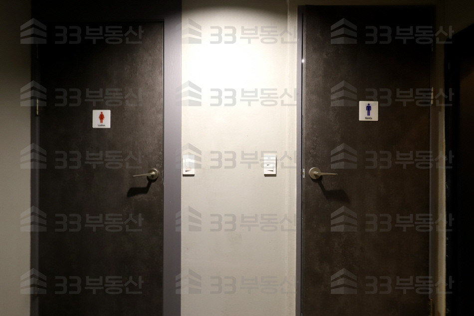 서울 강남구 역삼동 역삼역 도보 1분 ! 단독출입구, 無권리 상가 ! 월세 매물번호 10030 사진 8
