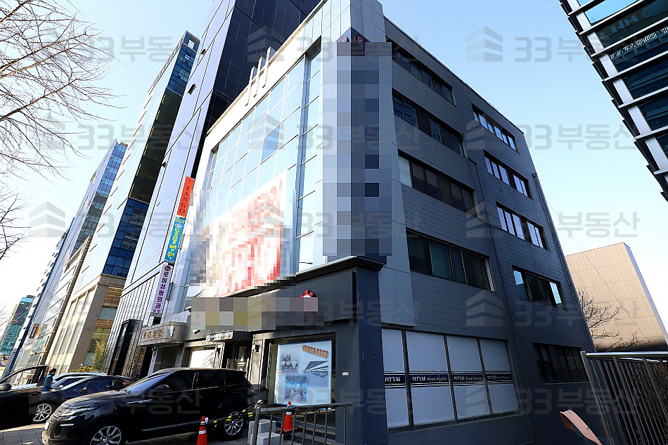 서울 강남구 신사동 신사역 역세권, 도산대로 대로변, 가시성 우수한 단독사옥 월세 매물번호 10086 사진 1