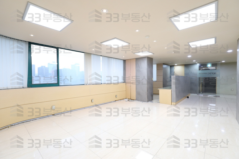 서울 강남구 역삼동 언주역3분위치 깔끔한 인테리어 사무실 월세 매물번호 10134 사진 2