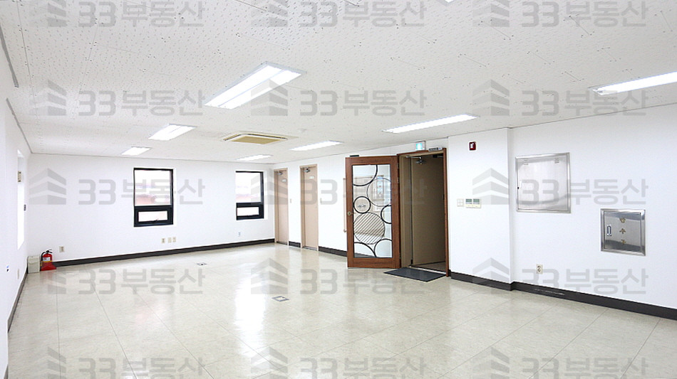 서울 강남구 역삼동 강남역초역세권, 가격대비 넓고 깔끔한 사무실 월세 매물번호 10166 사진 2