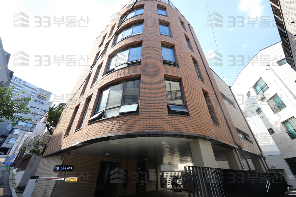 서울 강남구 논현동 강남구청역 역세권 , 컨디션 깔끔한 통임대 월세 매물번호 10079 사진 1