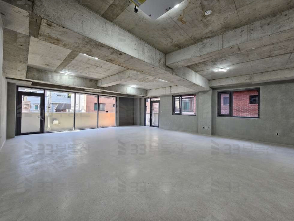 서울 강남구 논현동 23년 신축, 신논현역 역세권, 테라스 월세 매물번호 10144 사진 1
