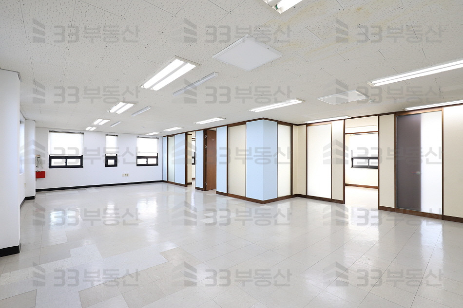 서울 강남구 대치동 대치사거리 학원가 인근 인테리어된 사무실 월세 매물번호 10219 사진 1