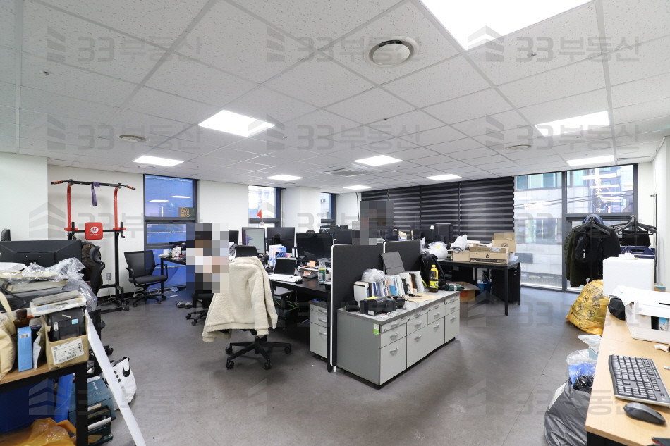 서울 강남구 역삼동 언주역 도보 5분, 기둥없는 홀구조, 테라스有 사무실 ! 월세 매물번호 10230 사진 2