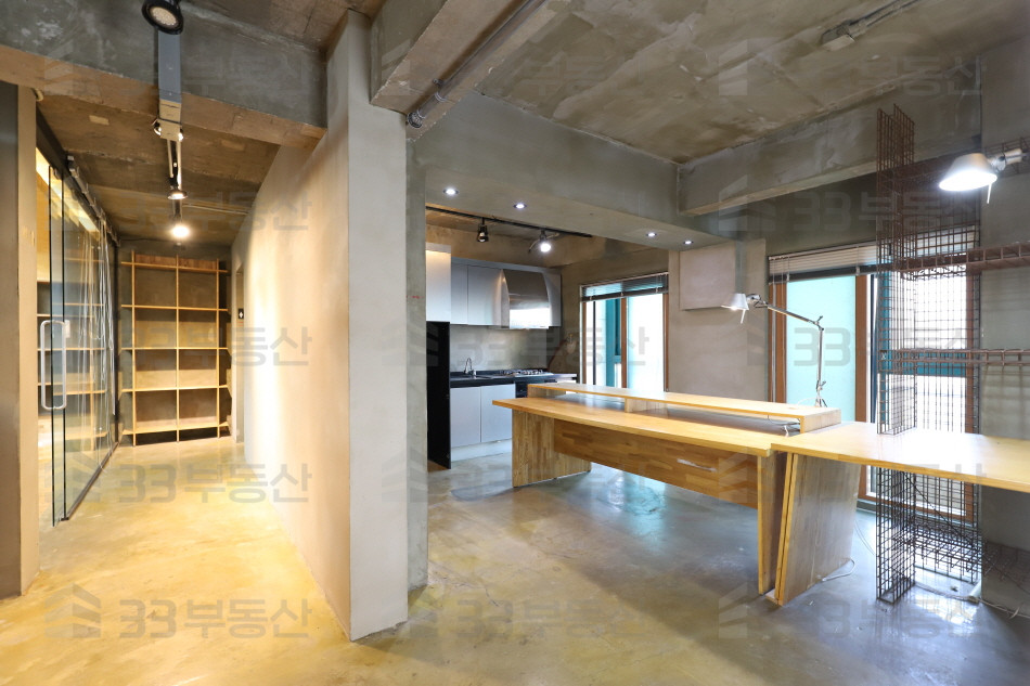서울 강남구 역삼동 역삼역 도보 3분, 룸多.복층형 사무실 ! 월세 매물번호 10036 사진 1
