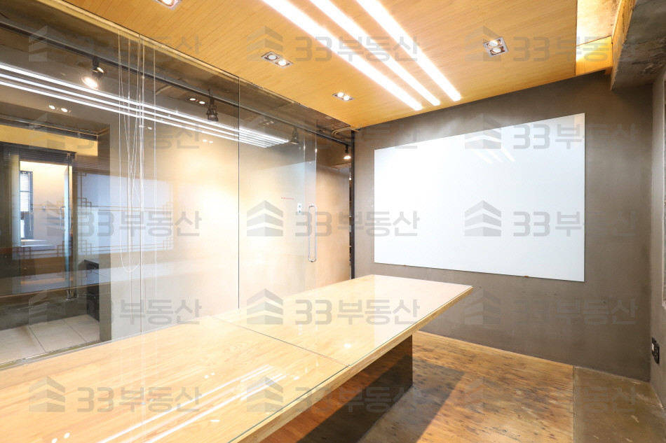 서울 강남구 역삼동 역삼역 도보 3분, 룸多.복층형 사무실 ! 월세 매물번호 10036 사진 3