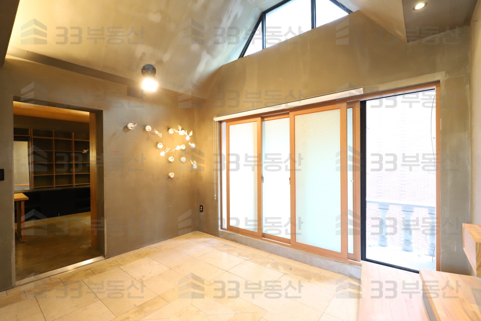 서울 강남구 역삼동 역삼역 도보 3분, 룸多.복층형 사무실 ! 월세 매물번호 10036 사진 9