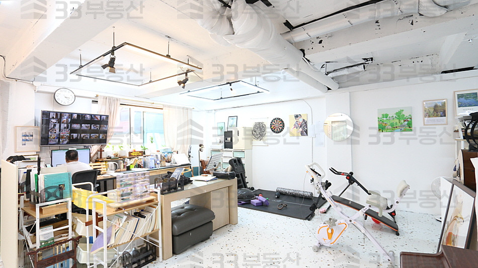 서울 강남구 논현동 더블역세권, 무권리 초 역세권 인테리어 가성비 사무실! 월세 매물번호 10196 사진 2