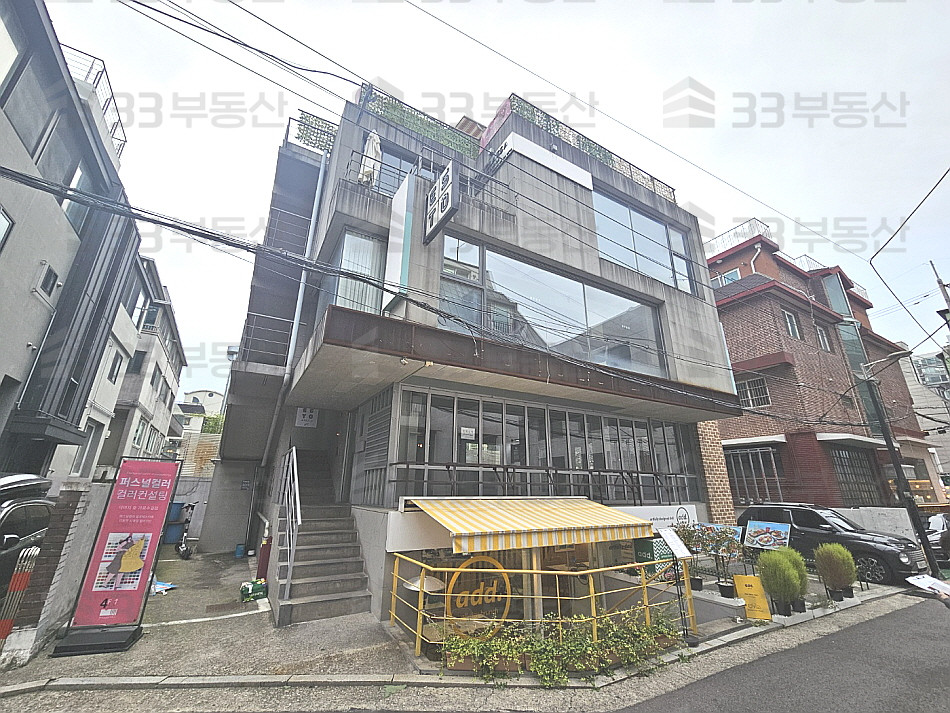 서울 강남구 신사동 신사역부근 큰테라스있는 사무실 월세 매물번호 10065 사진 1