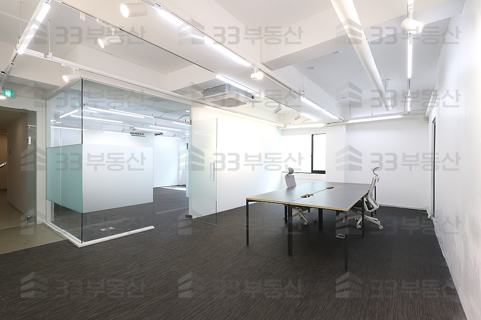 서울 강남구 논현동 학동역2분, 자주식주차, 노출천장 화이트톤 인테리어 사무실! 월세 매물번호 10267 사진 2