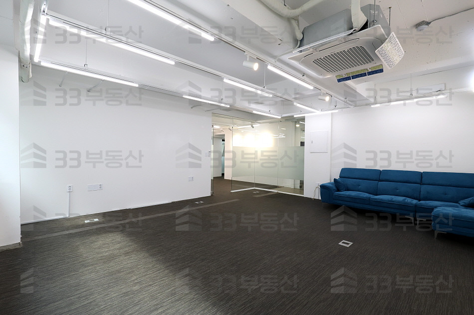 서울 강남구 논현동 학동역2분, 자주식주차, 노출천장 화이트톤 인테리어 사무실! 월세 매물번호 10267 사진 8