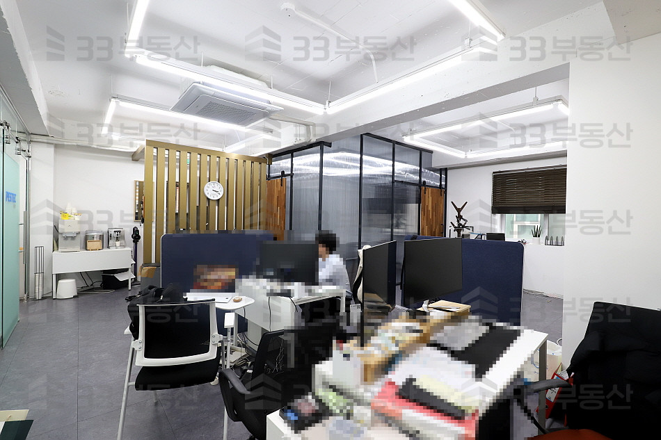 서울 강남구 논현동 언주역 도보 1분, 인테리어 사무실 ! 월세 매물번호 10270 사진 2