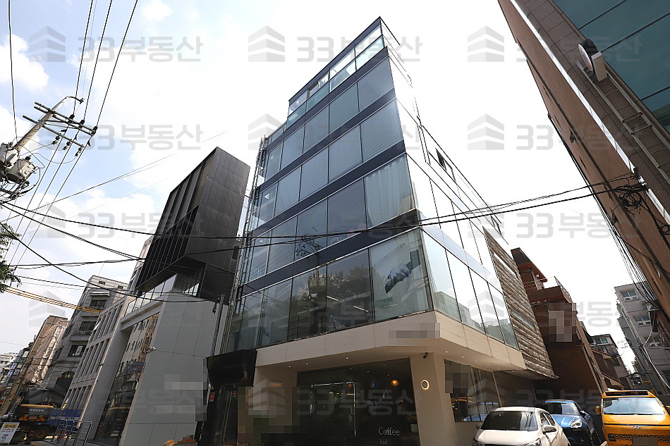 서울 강남구 신사동 스튜디오사무실 무권리 즉시입주가능 층고高 월세 매물번호 10297 사진 13