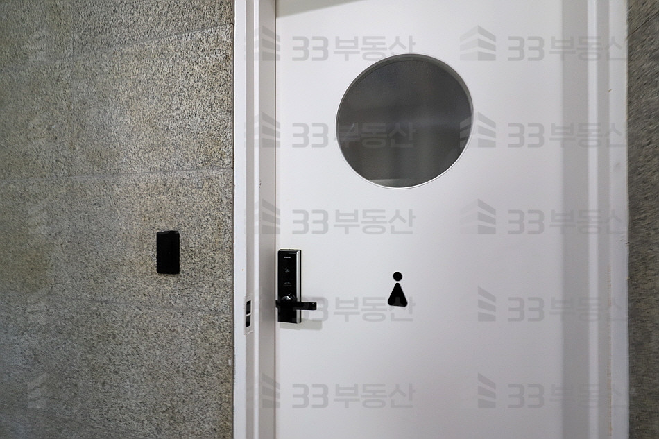 서울 강남구 신사동 주은빌딩동 압구정역 화이트인테리어소형사무실 룸1업무홀1 월세 매물번호 10298 사진 6