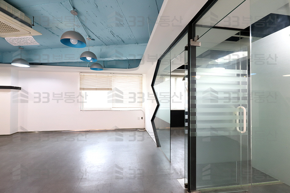 서울 강남구 신사동 압구정역 인테리어사무실 전층사용 3룸 베란다 업무홀 월세 매물번호 10299 사진 5