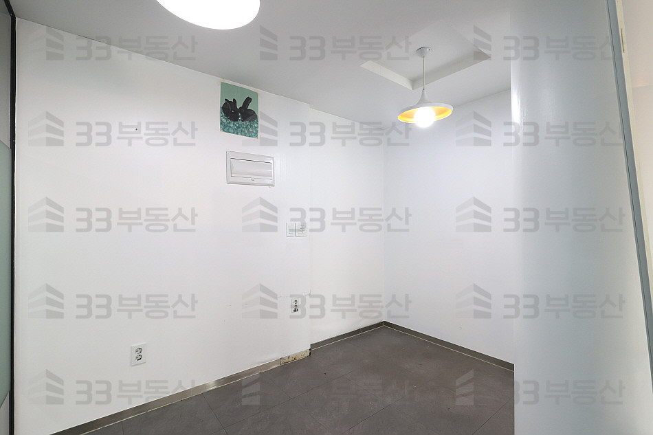 서울 강남구 신사동 압구정역 인테리어사무실 전층사용 3룸 베란다 업무홀 월세 매물번호 10299 사진 9