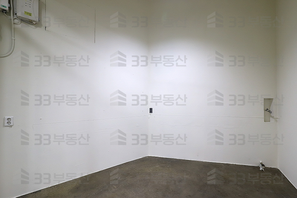 서울 강남구 신사동 노출천장 층고高 스튜디오추천 압구정역도보이용 월세 매물번호 10313 사진 3