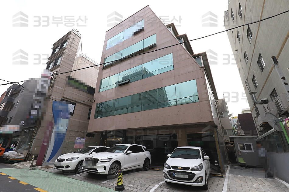 서울 강남구 신사동 3룸 탕비실有 자주식주차可 인테리어完 천장형에어컨5대 ! 월세 매물번호 10317 사진 9