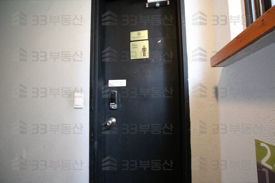 서울 강남구 역삼동 역삼역인근 내부 깔끔한 소형사무실 월세 매물번호 10332 사진 6