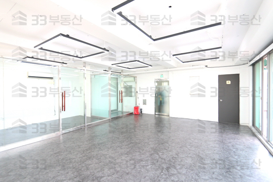 서울 강남구 신사동 압구정역 도보5분 20평대 사무실 월세 매물번호 10315 사진 2