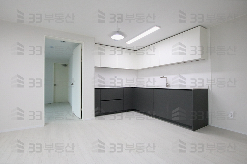 서울 강남구 역삼동 언주역 초역세권 신축 첫입주 쓰리룸 빌라, 주차가능, 즉시 입주 월세 매물번호 10336 사진 4