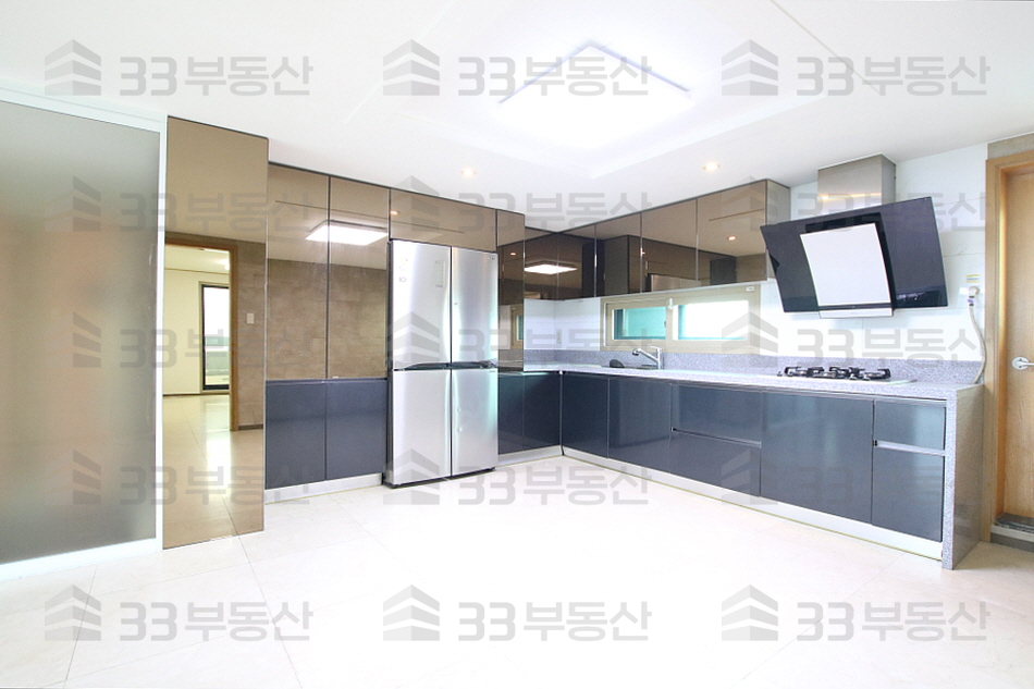 서울 강남구 역삼동 신논현역 도보 10분, 넓은 거실, 막힘없는 뷰, 즉시 입주 전세 매물번호 10337 사진 4