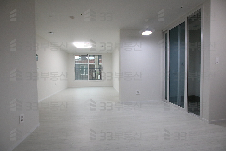 서울 강남구 역삼동 언주역 초역세권 신축 첫입주 쓰리룸 빌라, 즉시 입주 전세 매물번호 10335 사진 4