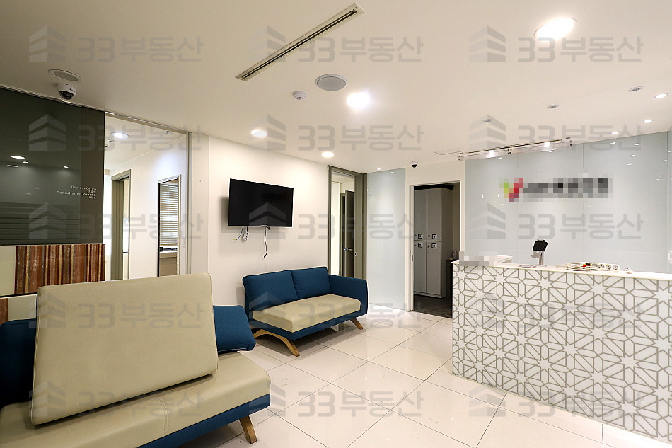 서울 강남구 신사동 압구정역도보가능 연층임대 무권리 인테리어사무실 ! 월세 매물번호 10338 사진 1
