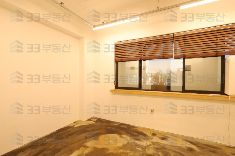 서울 강남구 논현동 2룸 회의실 업무홀 탕비실有 엘베有 주차가능 ! 월세 매물번호 10340 사진 5