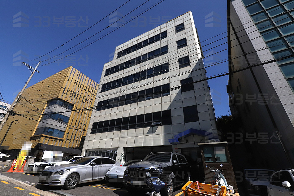서울 강남구 논현동 2룸 엘베有 주차가능 가성비굿 신사역도보가능 ! 월세 매물번호 10341 사진 5