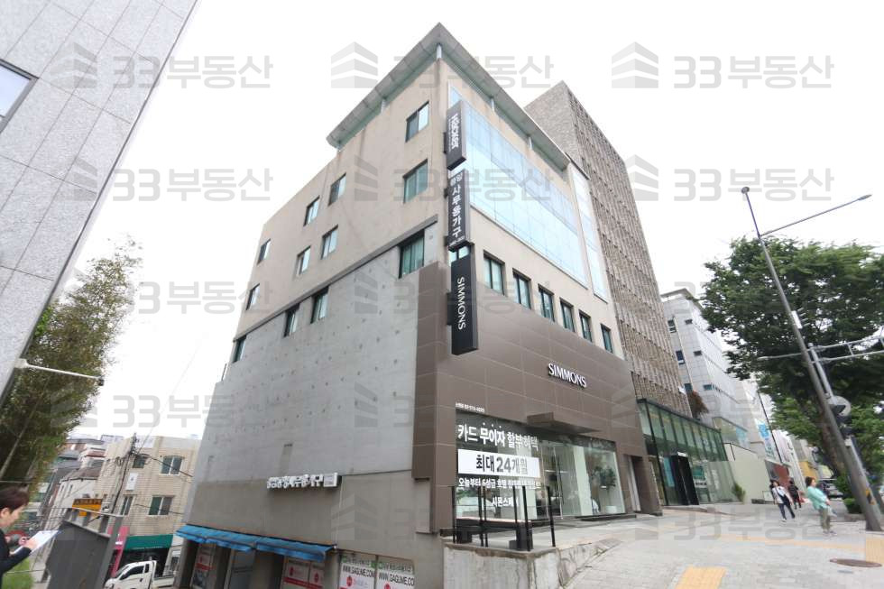 서울 강남구 논현동 논현역세권 대로변에 있는 컨디션 좋은 사무실 월세 매물번호 10308 사진 2