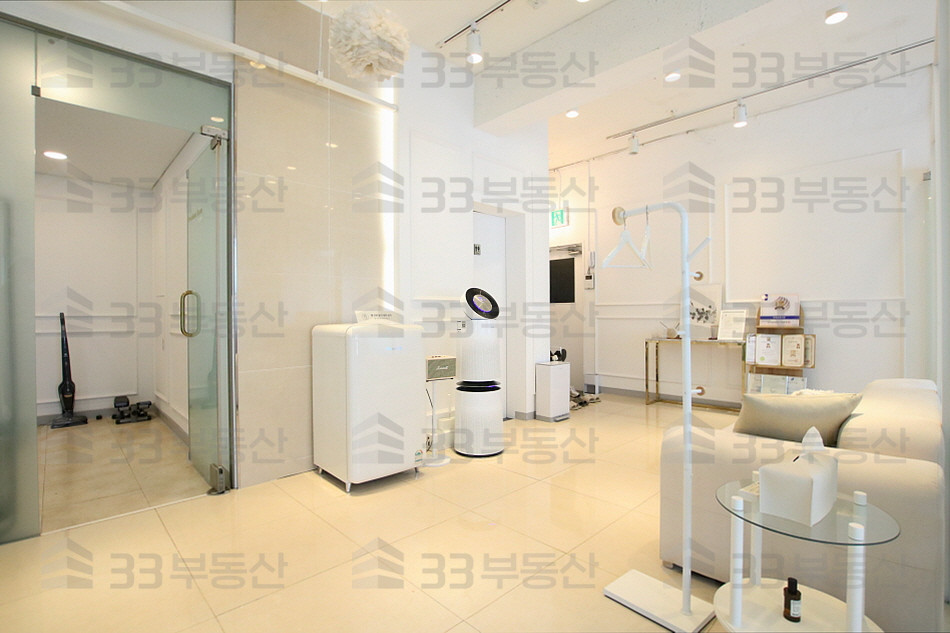 서울 강남구 청담동 영동대교 남단 한강 뷰 인테리어된 사무실 월세 매물번호 10366 사진 11
