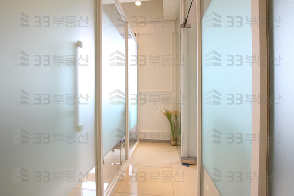 서울 강남구 청담동 영동대교 남단 한강 뷰 인테리어된 사무실 월세 매물번호 10366 사진 12