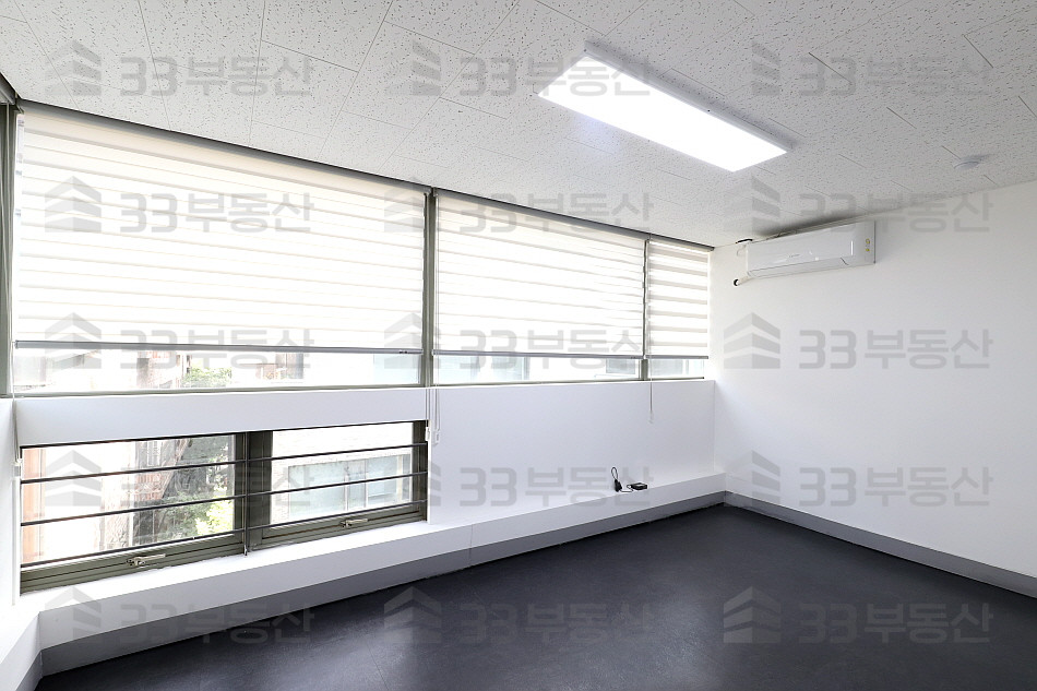 서울 강남구 논현동 신사역도보4분 2룸 자주식주차 외관내관컨디션굿 ! 월세 매물번호 10371 사진 2