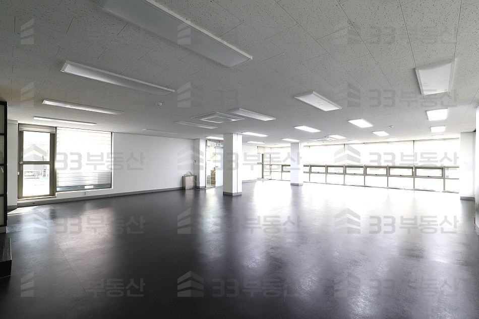 서울 강남구 논현동 신사역도보4분 2룸 자주식주차 외관내관컨디션굿 ! 월세 매물번호 10371 사진 3