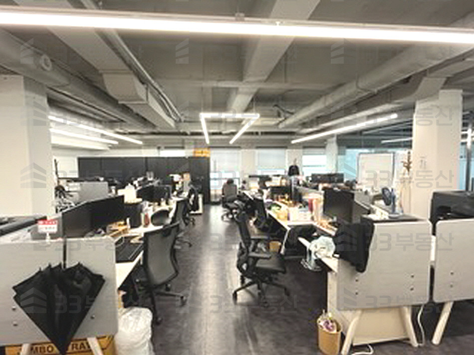 서울 강남구 역삼동 역삼역초역세권,대로변 내외관 좋은사무실 월세 매물번호 10377 사진 4