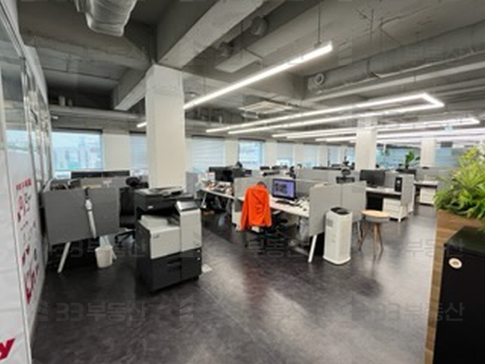 서울 강남구 역삼동 역삼역초역세권,대로변 내외관 좋은사무실 월세 매물번호 10377 사진 7
