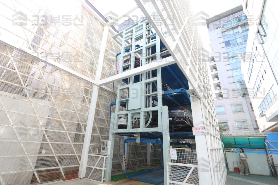 서울 강남구 역삼동 역삼대로변,유니크한건물외관,깨끗한내관,층고높음 월세 매물번호 10391 사진 8