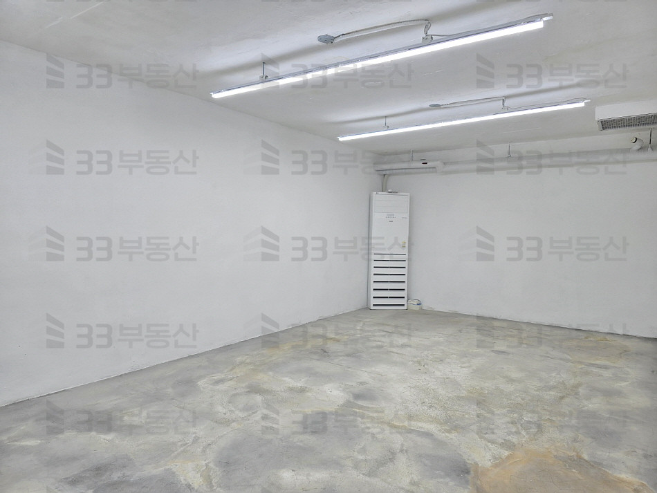서울 강남구 논현동 논현로 이면 깔끔한 지하 사무실 월세 매물번호 10126 사진 3
