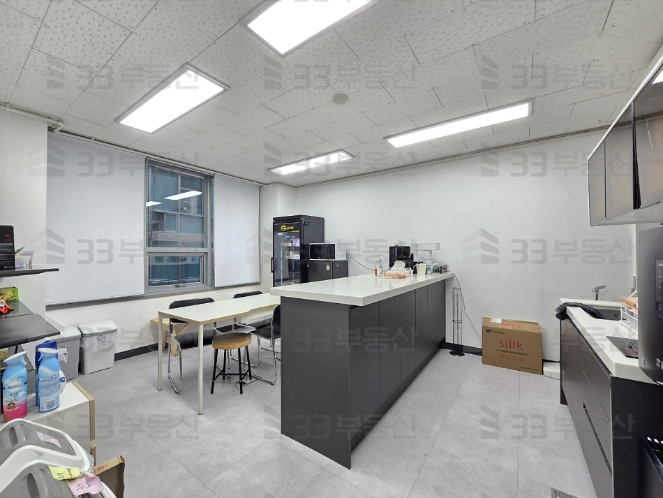 서울 강남구 대치동 대치동 인테리어된 깔끔한 사무실 월세 매물번호 10045 사진 4