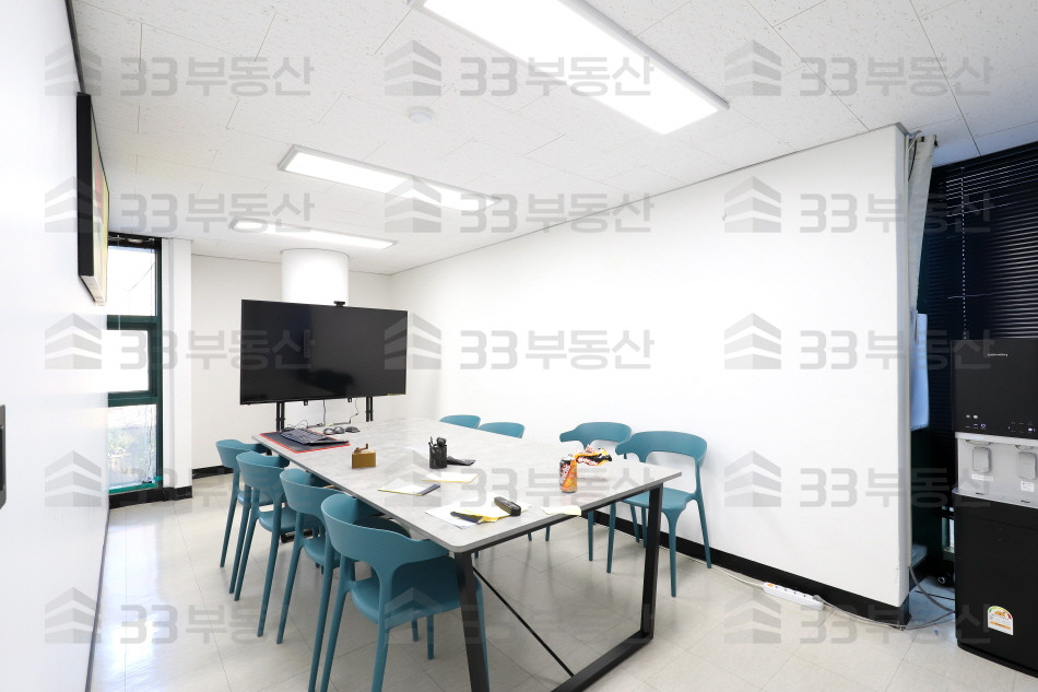 서울 강남구 삼성동 인테리어 깔끔한 선정릉 뷰 사무실 월세 매물번호 10028 사진 2