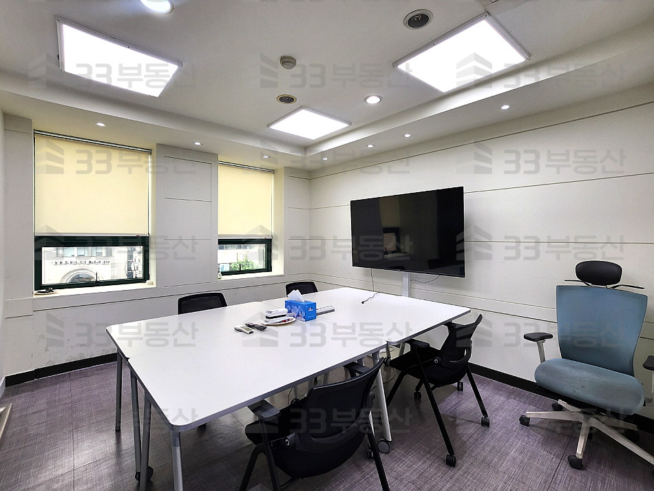 서울 강남구 논현동 언주역1분 대로변사무실 주차2대 홀大 룸5 ! 월세 매물번호 10412 사진 4